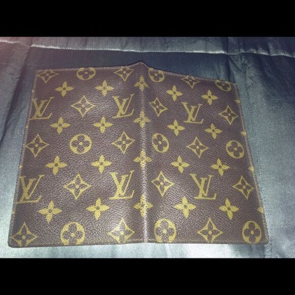 Louis Vuitton vintage authentic wallet - Picture 2 of 4